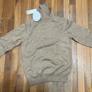 New basics men's sweater Size M